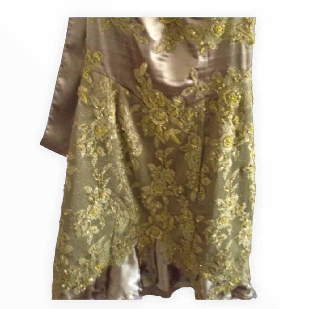🔴 Statement Olive/Gold Halter Dress - Picture 3 of 4